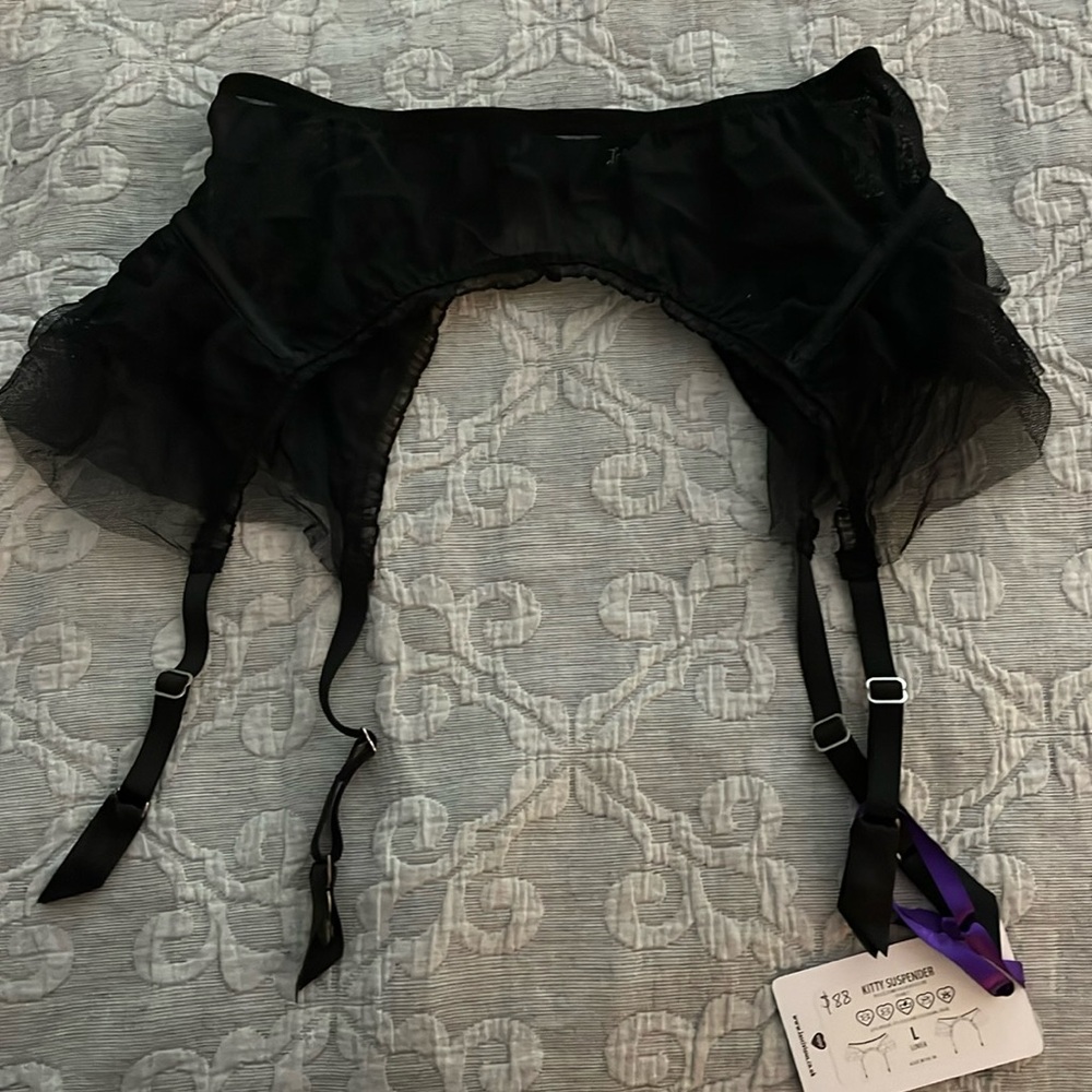Lascivious UK Black Kitty Suspender
Made in UK L Trashy Diva Large Lingerie